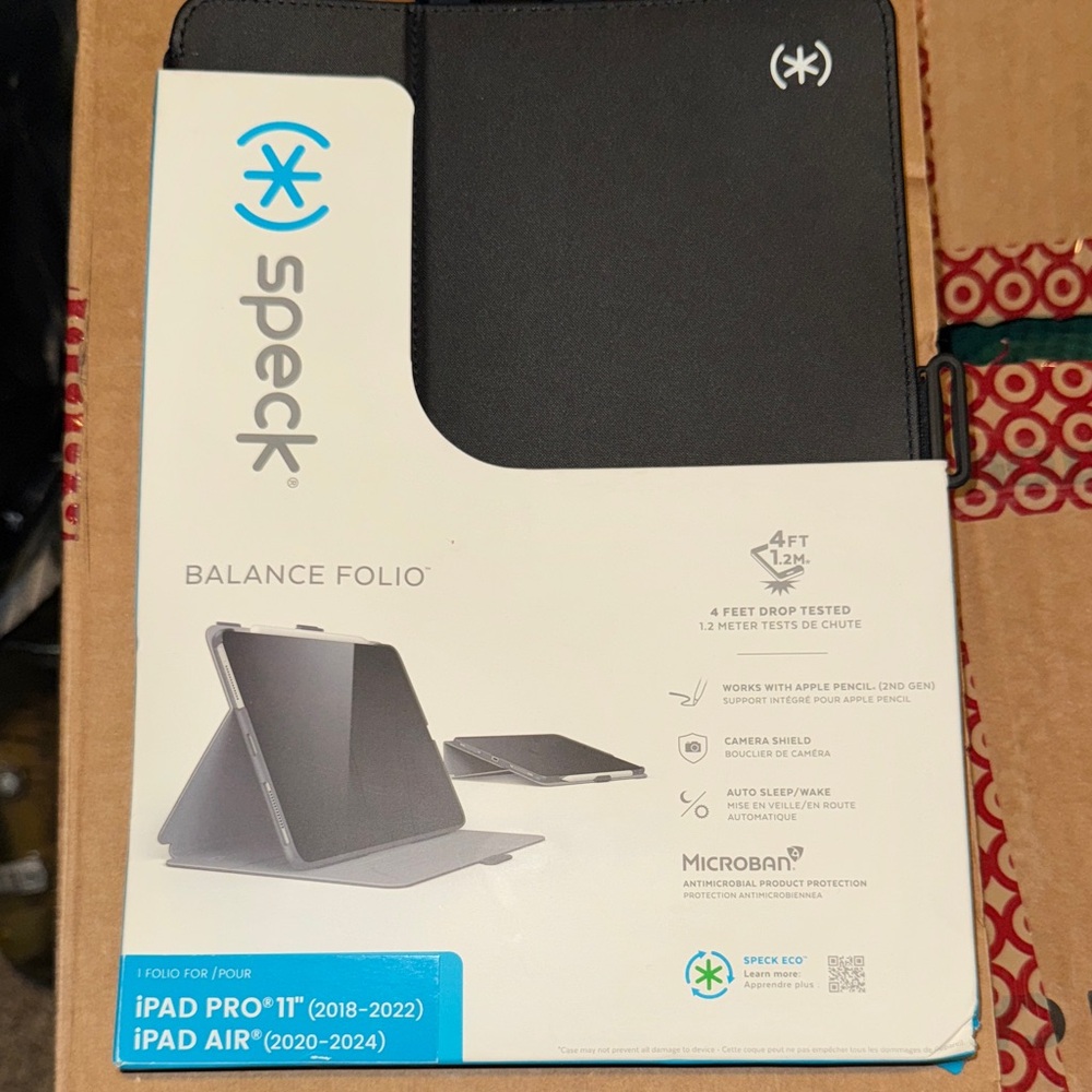 Speck Balance Folio Black Tablet Case